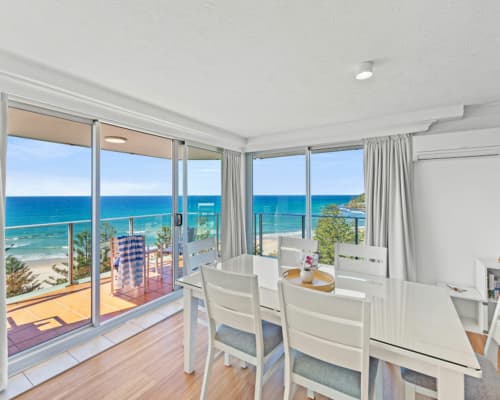 pacific-regis-deluxe-unit-44-(2)