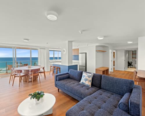 pacific-regis-deluxe-unit-49-(3)