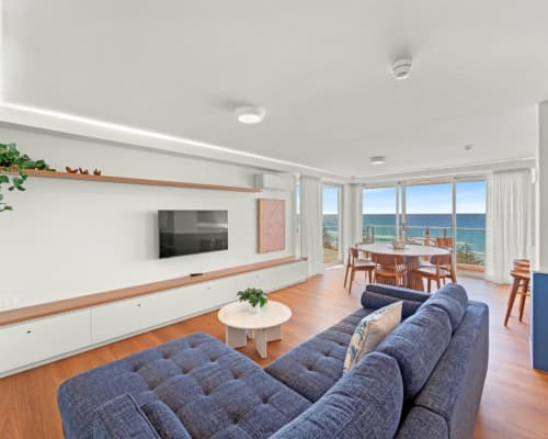 pacific-regis-deluxe-unit-49-(4)