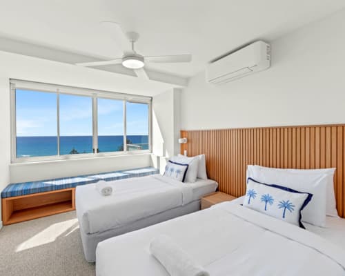 pacific-regis-deluxe-unit-49-(9)