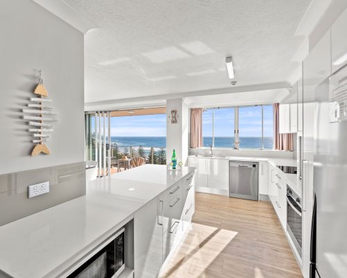 unit-53-pacific-regis-burleigh-heads-accommodation(9)
